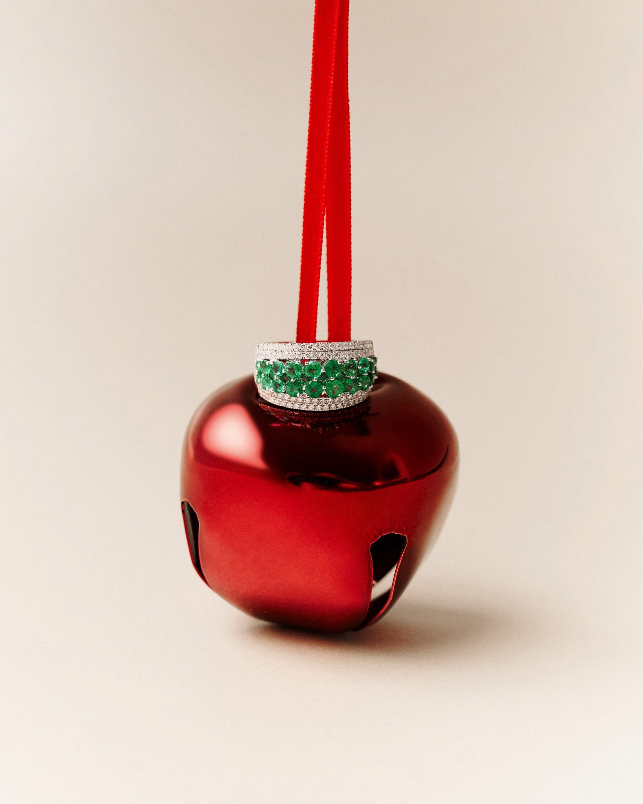 Los stills más bonitos y navideños siempre serán para Sterling.