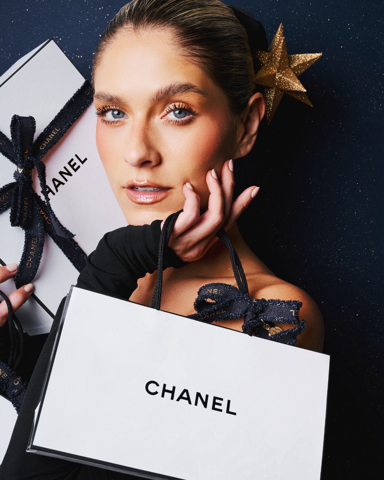 Christmas con Chanel.