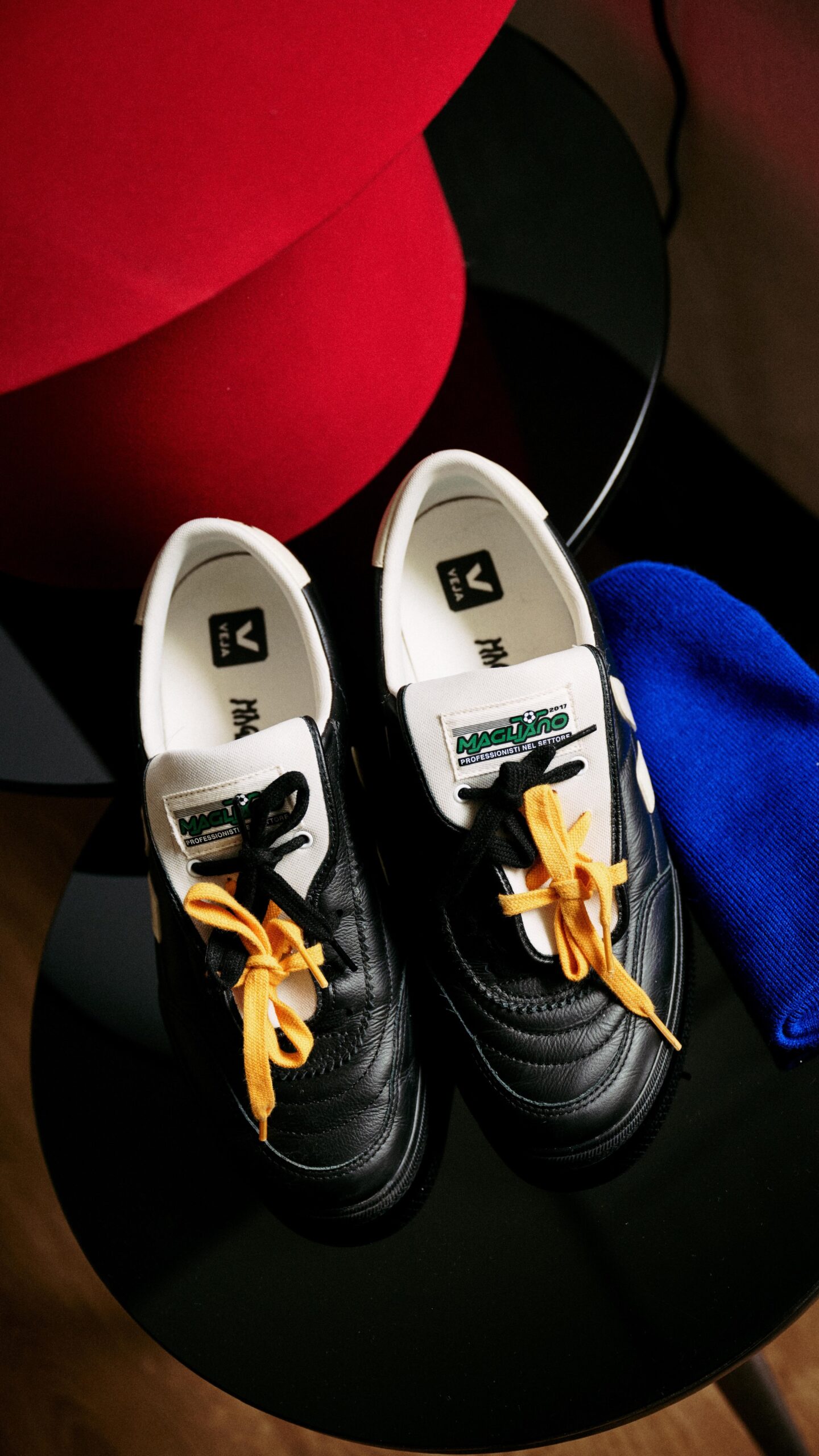 Un dia de fotos y la nueva colaboración de Veja x Magliano. The coolest shoes u could wish for this season!  #vejaxmagliano #VEJAxMagliano